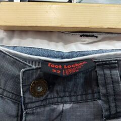 Footlocker army shortsの画像