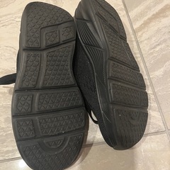 レディース　スニーカー　23.5cmの画像