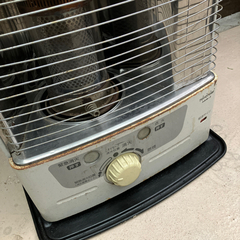 石油ストーブ　トヨトミ　倉庫で使用　の画像