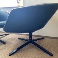 ADAL(アダル)のデザイナーズアームチェア の画像