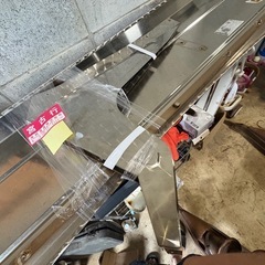 二トン車バイザーの画像