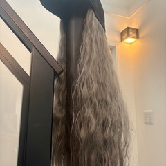 無地 キャップ 一体型 ウィッグ ロングの画像