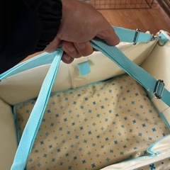 【未使用】持ち運び犬用キャリー？移動式ベッドとしても使えますの画像