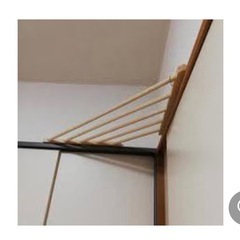 木製ハンガーラックの画像