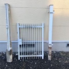 価格相談可　アルミ木戸口