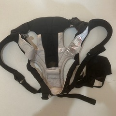 ニンナナンナ　抱っこ紐　首座りからの画像