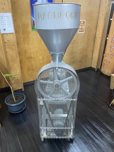 製粉機
