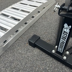 ASTRO PRODUCTS ラダー フロントホイールクランプの画像