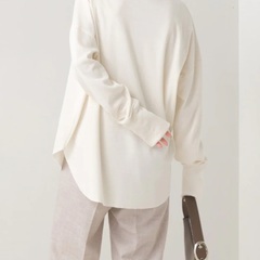  【OMNES】リブ裾ラウンドプルオーバー長袖【11月末まで】の画像