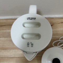 電気ケトルの画像