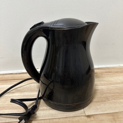 電気ケトルの画像