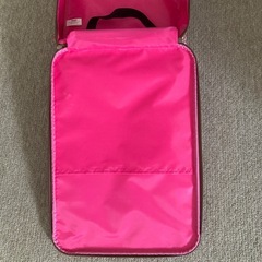 キティちゃん旅行カバンの画像