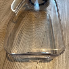 ピッチャー、茶筒、冷水筒の画像