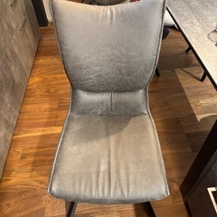 ダイニングチェア4脚の画像