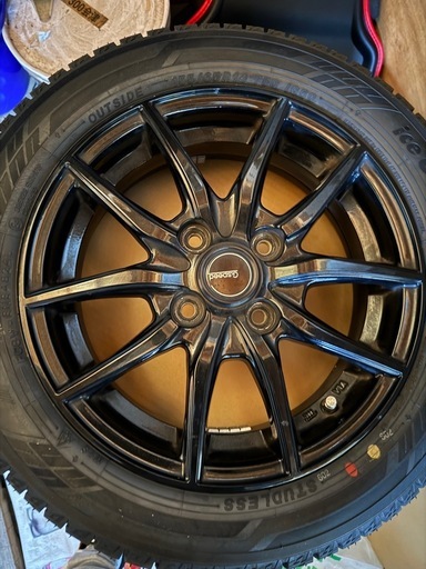 アルミ付きスタッドレスタイヤ14インチ　 軽自動車