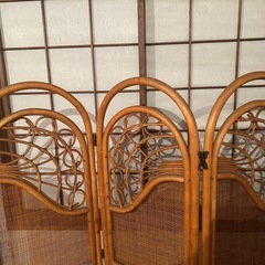 籐の衝立の画像