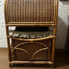 籐の収納ケースの画像