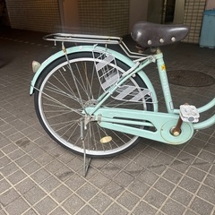 大人用自転車　26インチ　ギアなし、鍵付き、ライト付き、ママチャリの画像