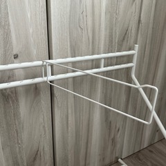 未使用　スラックスハンガー　ズボン　キャスター付きの画像