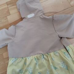 90サイズ　ウインドブレーカーの画像