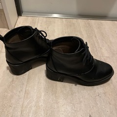 レディース黒ブーツの画像