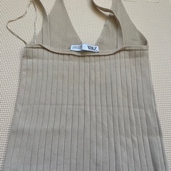 ZARA  S ニットキャミの画像