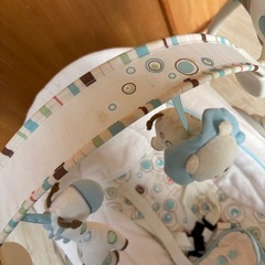 ブランコ型バウンサーの画像