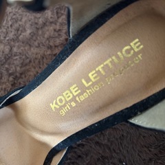 黒のパンプス2足の画像