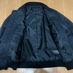 MA-1 ユニクロ ブラックの画像