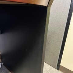 オフィスデスクの画像