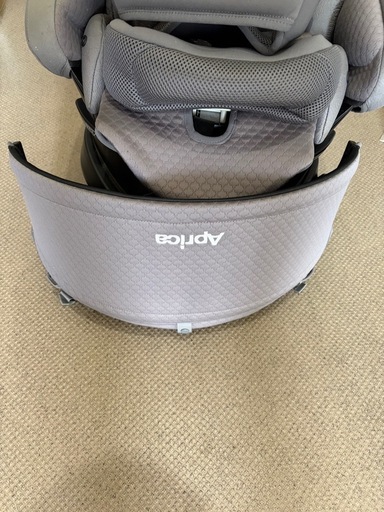 値下げしました！Aprica チャイルドシート ISOFIX
