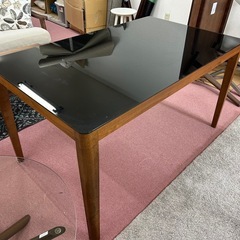 モデルルーム展示品ガラステーブルWITHの画像