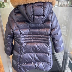 ⭕️超美品⭕️Hakka ネイビー ダウンコート ファー取り外し110サイズの画像