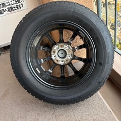 スタッドレスタイヤ+アルミホイールの画像