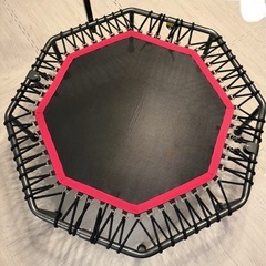 手すり付き トランポリン 静音タイプ 室内用 エクササイズ／フィットネス／ダイエット器具 の画像