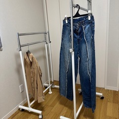 ニトリ　縦横伸縮ハンガーラックの画像