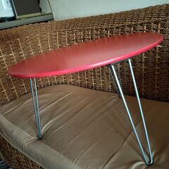 折りたたみ　丸テ－ブル　お洒落な赤　軽量　直軽48㎝の画像