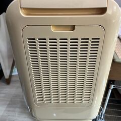 【あげます】除湿器 日立 HJS-D56１の画像