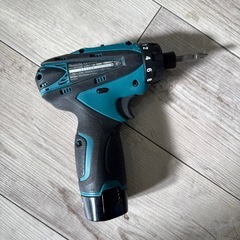 マキタ(Makita) DF030D10.8V 充電式ドライバドリルセット
の画像