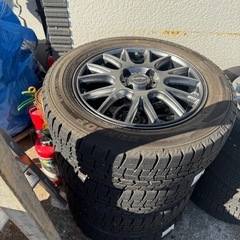 タイヤホイール付きの画像