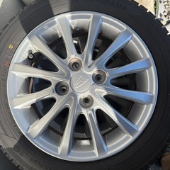 タイヤホイール付きの画像