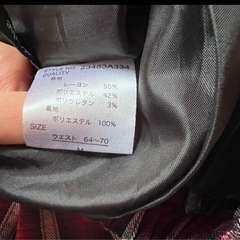 チェックスカートの画像