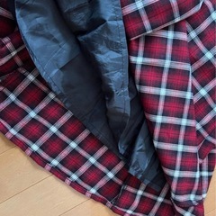 チェックスカートの画像