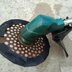 マキタ　充電式草刈機の画像