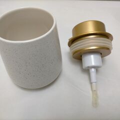 カミーナ ソープディスペンサー アイボリー ゴールド 泡タイプ 詰め替え容器 ディスペンサー ボトル 洗面所 キッチン バスグッズ 251106-3Tの画像