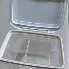 森永 エコらくパック 入れ物の画像