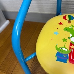 子供用い椅子の画像