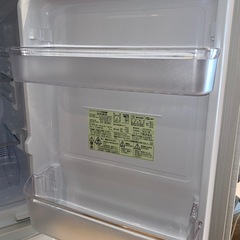 2019年製 SHAHP ノンフロン冷蔵庫　137L 　　の画像