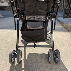 コンビ　ベビーカーの画像