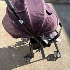 コンビ　ベビーカーの画像